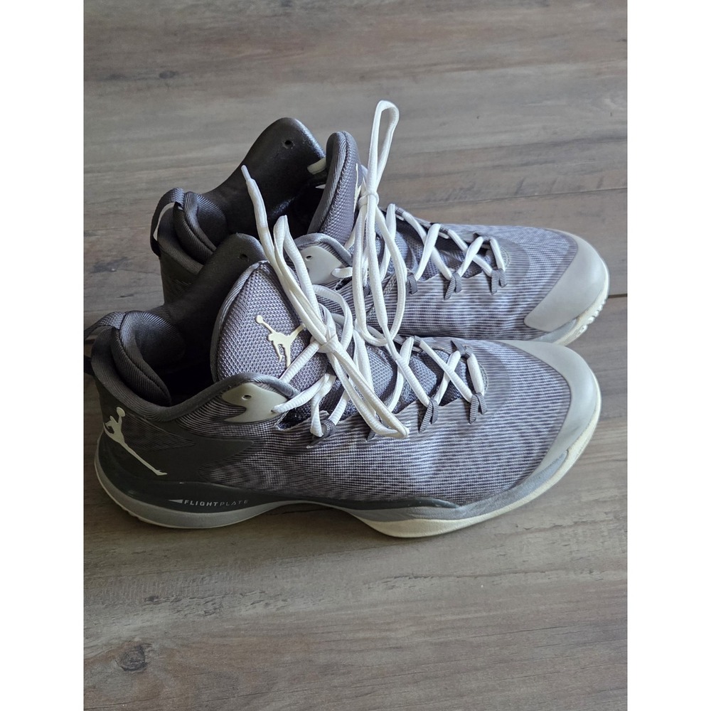 Size 10 - Nike Air Jordan Super.Fly 3 Gray & White Basketball Shoes Men